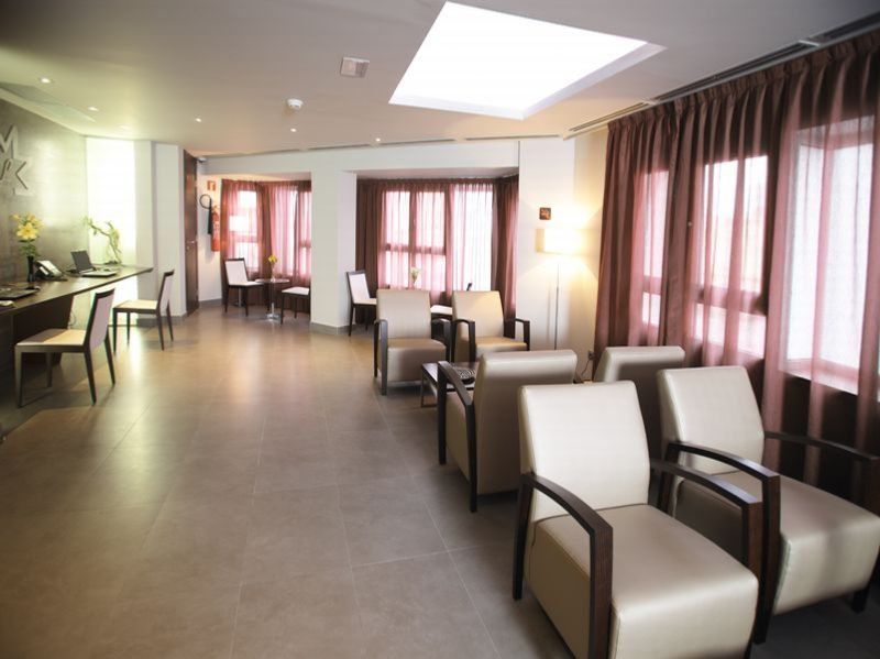 Hotel Madanis Liceo L'Hospitalet de Llobregat Dalaman gambar