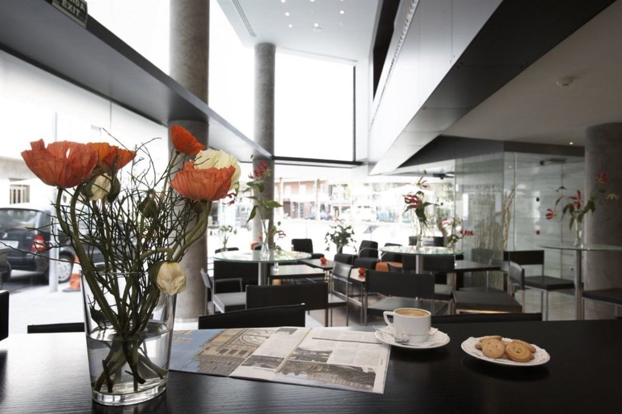 Hotel Madanis Liceo L'Hospitalet de Llobregat Luaran gambar